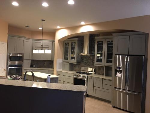 17554406_400229833695084_283560957826820837_n