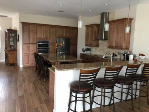 36052182_626259544425444_8510274549365866496_n