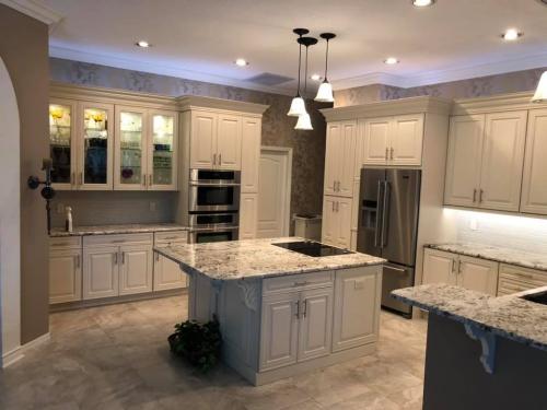 43573288_711970199187711_7230142689046429696_n