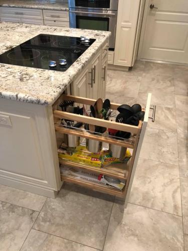 43694642_711970385854359_8929760298609410048_n