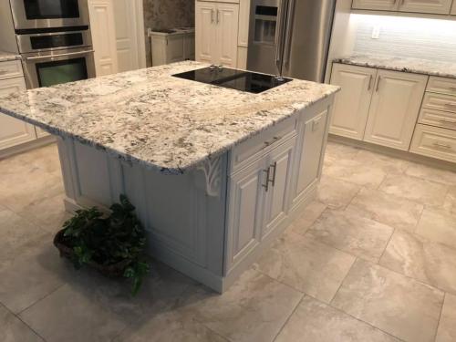 43696179_711970359187695_8853350773124235264_n