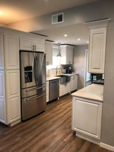 49667095_766133663771364_3414136135713030144_n