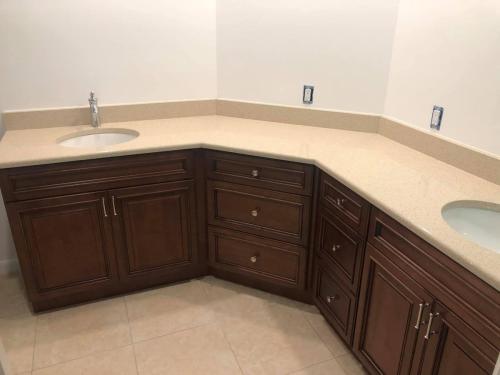 73515713_964060093978719_1227377953843707904_n